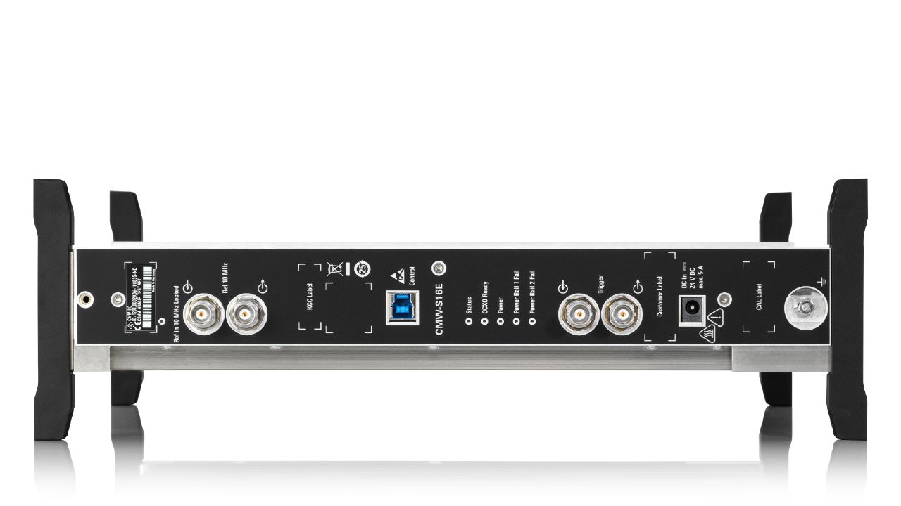 R&SCMW100 通訊製造非訊號測試儀（70 MHz – 6 GHz） 角度 4