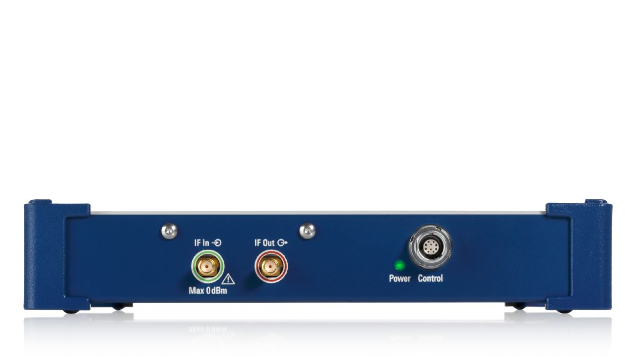 R&SUWB HEAD CM-Z310A UWB 超寬頻測試擴展模組（4 – 13 GHz，搭配 CMP200） 角度 3
