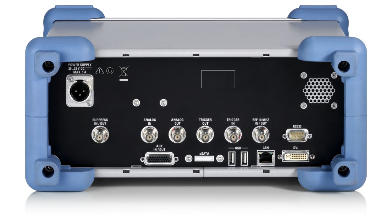 R&SEDST300 可攜式 DME / TACAN 地面與飛行巡檢分析儀（960 – 1215 MHz） 角度 4