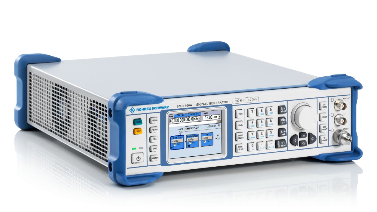 R&S®SMB100A 微波訊號產生器（9 kHz – 40 GHz） 角度 4